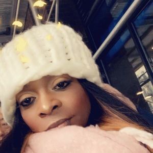 Meet your Posher, Sharon